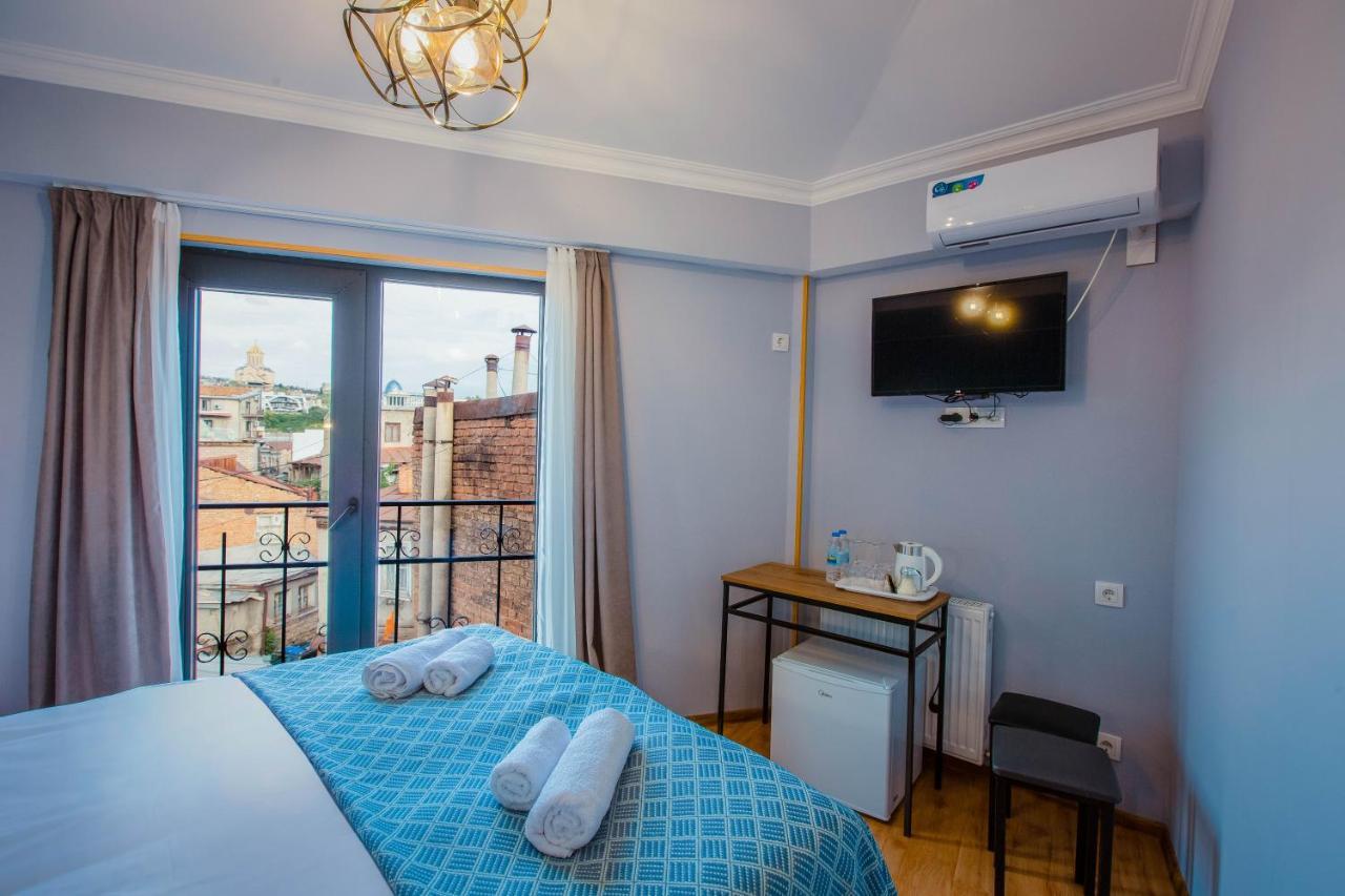 Central Gate Hotel In Heart Of Tbilisi Exteriör bild